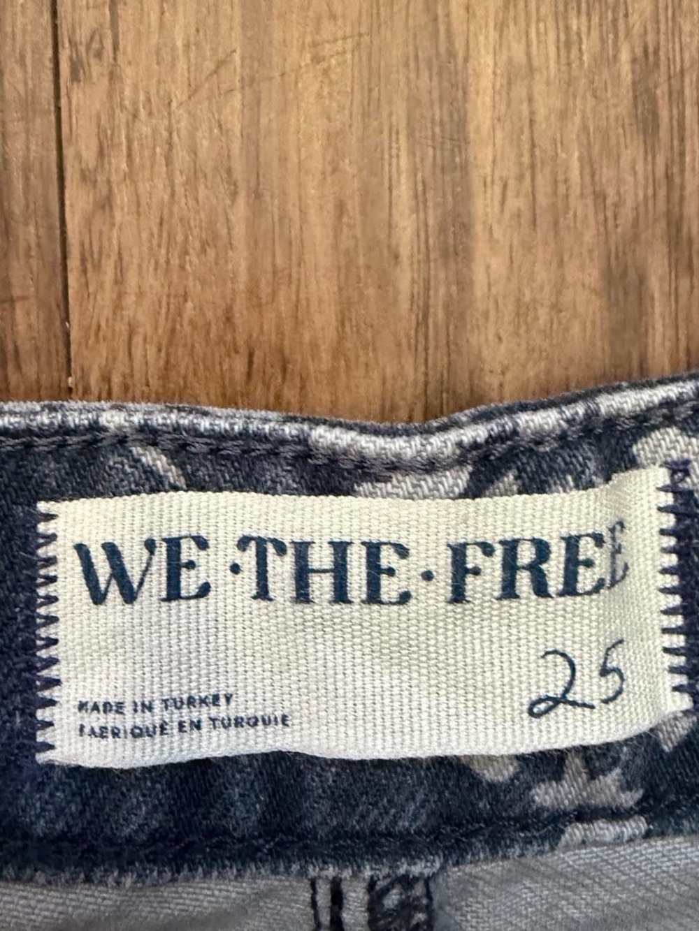 Free People We The Free Moxie Printed Low Slung Blue Barrel Jeans - Picture 8 of 8